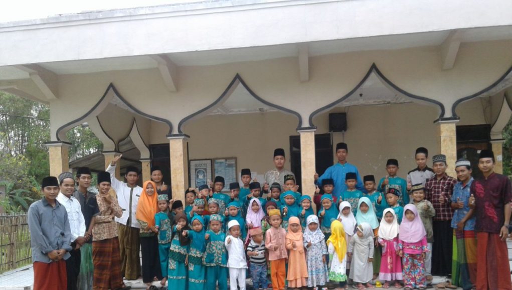 Pengabdian Masyarakat Oleh Santri Diniyah Wali Songo Sunan Drajat