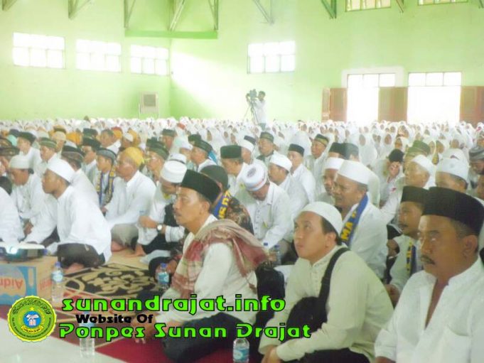 Majlis Dzikir As-Salam Mewarnai Keberkahan Pesantren Sunan Drajat