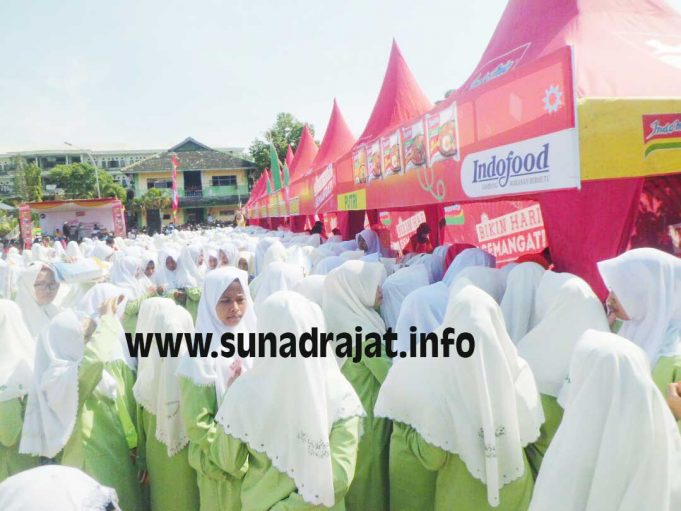 Meriahnya Sambang Santri Indomie di Ponpes Sunan Drajat