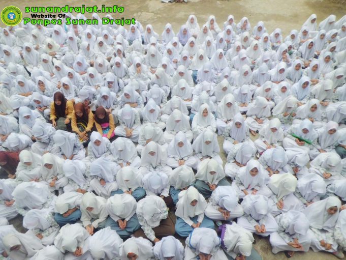 Doa Bersama Pengasuh Sebelum UNBK