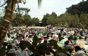 Gelar Jamaah Shalat Istisqo, Bekal Pengetahuan Santri Untuk Masyarakat